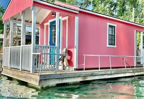The Pink Lady Houseboat - Kelley Marine Center